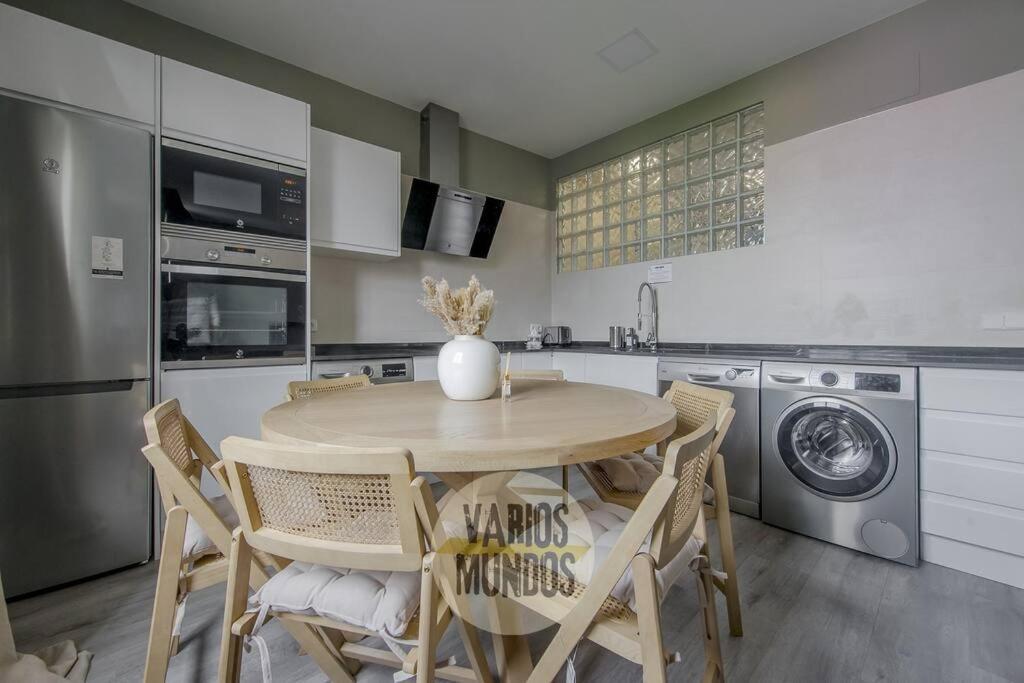 Luxury&Cool 9Pax Con Vistas Al Centro De Madrid Apartment Exterior photo